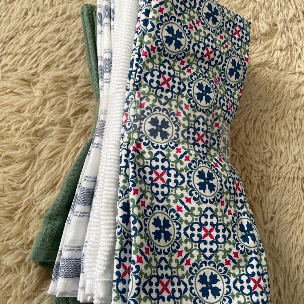 8 Pack Core Kitchen Towels